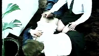 Vintage 1974 : Pipe, cowgirl et missionnaire