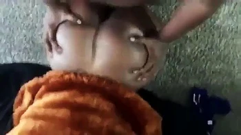 Огромная чёрная жопа трахается на раком