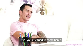 Monty Hope zeigt ihre Oralsex-Skills am großen Schwanz