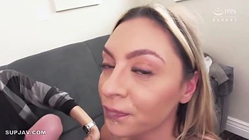 Blonde Milf Yoshimura Taku wird vom Cuckold gefickt und vollgespritzt