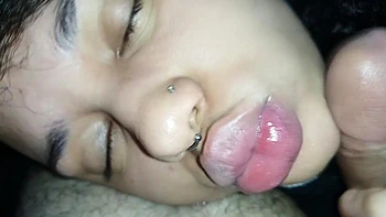 Hanjob Facial With Cum Facial On This 18 Year Old Angel