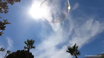 Adolescente magrinha Karissa Diamond se masturba