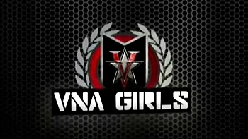 Busty Blonde Maggie Masturbates in Bathtub