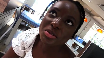 Amateur Black Babe Sucks Huge BBC
