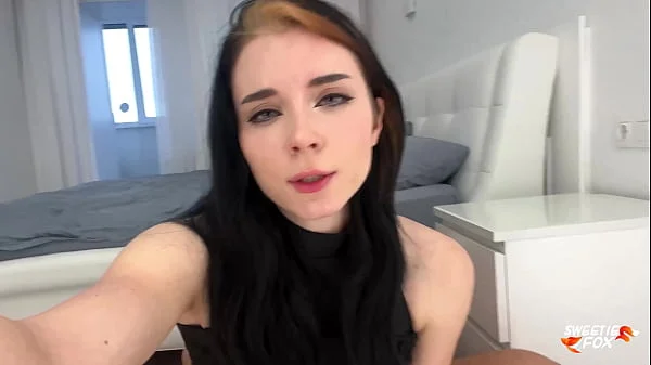 Horny brunette loves to look in the mirror as she gets fucked