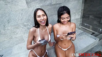 Facial smut with graceful baby from Evil Erotic