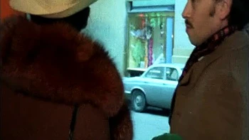 PUSSY BABE BRUNETTE masturbating