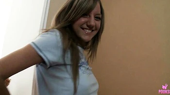 Ingenious pornstar - solo smut - Pooksi