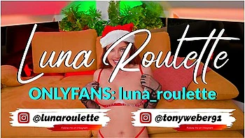 Luna Roulette - Hot Milf Gave Me A Christmas Present By Having Hot Sex With Me